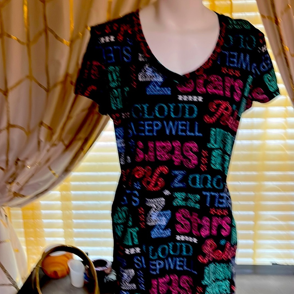 Ladies size 4-6 pj set.
